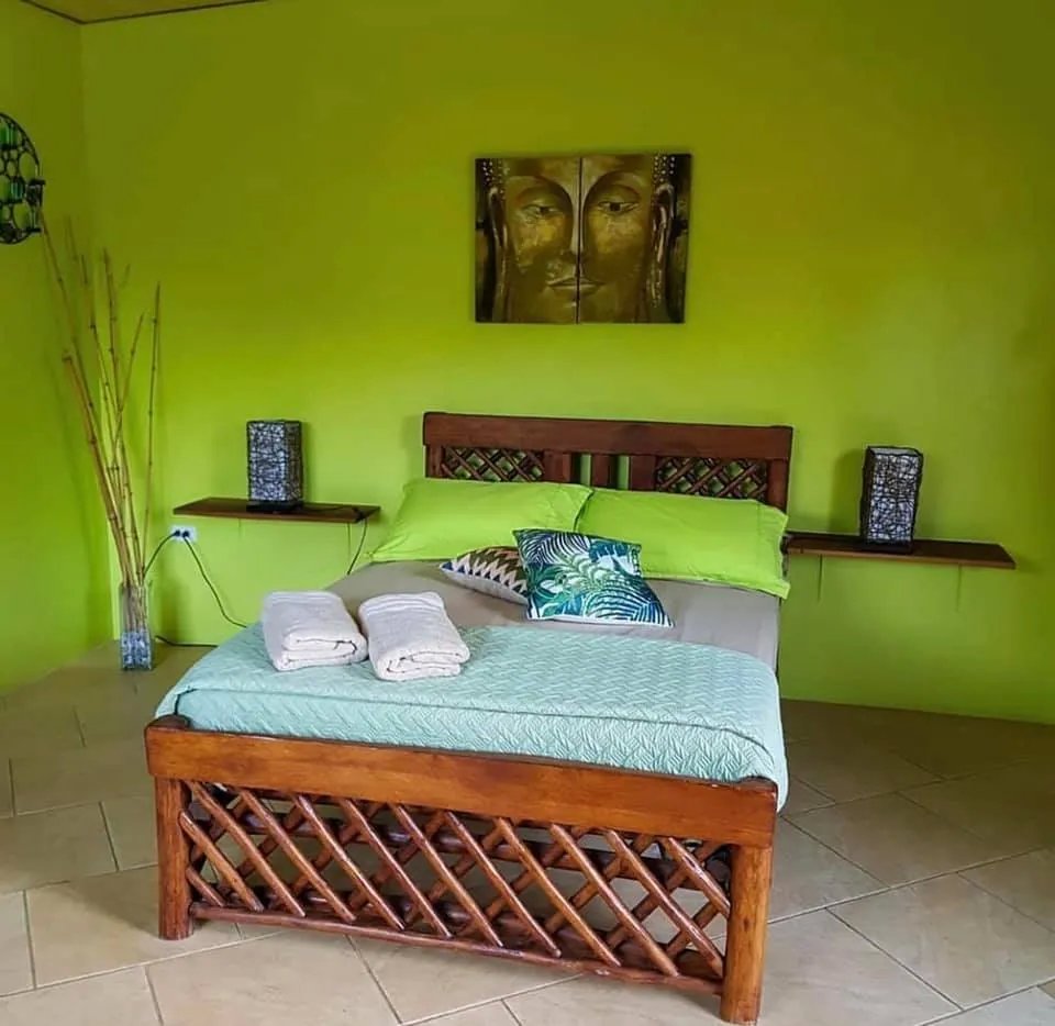 For sale bed & breakfast, in el valle de anton, el copecito, san carlo...