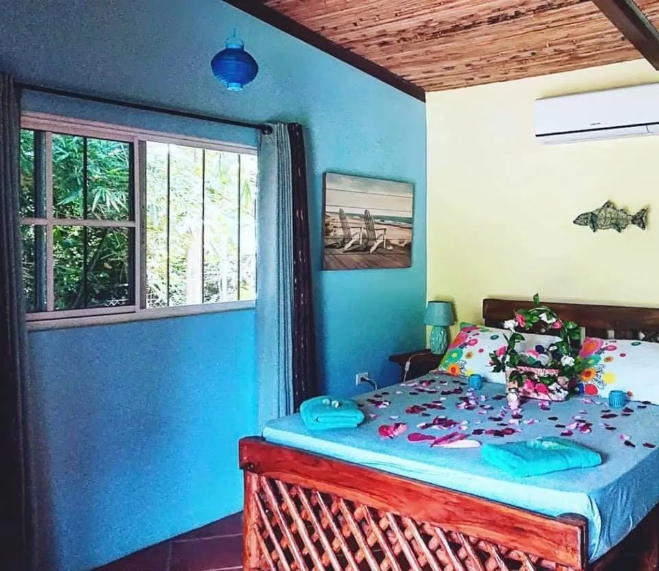For sale bed & breakfast, in el valle de anton, el copecito, san carlo...