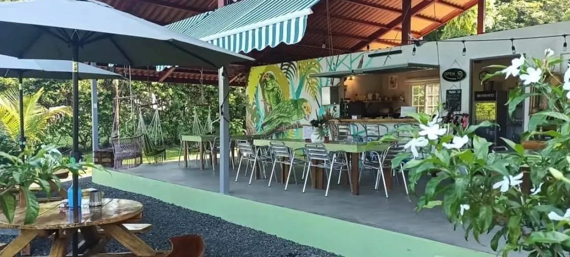 Se vende bed & breakfast ubicado en el valle de anton, el copecito, san carlos, Panama
