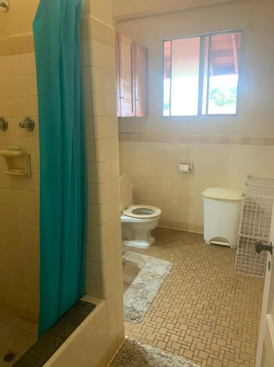 House in Albrook for rent with 3 bedrooms furnished with all services included, only $1700 per month, BARGAIN price!
