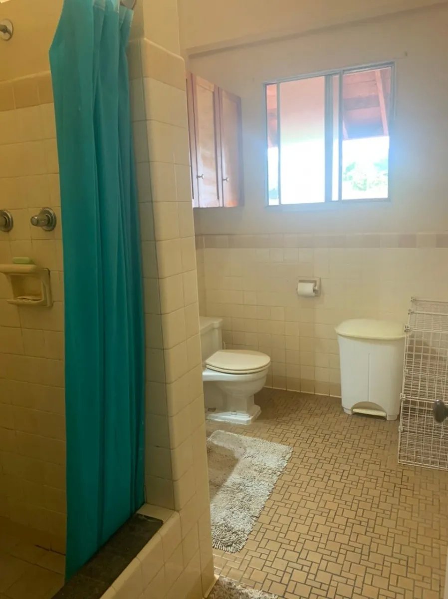 House in Albrook for rent with 3 bedrooms furnished with all services included, only $1700 per month, BARGAIN price!