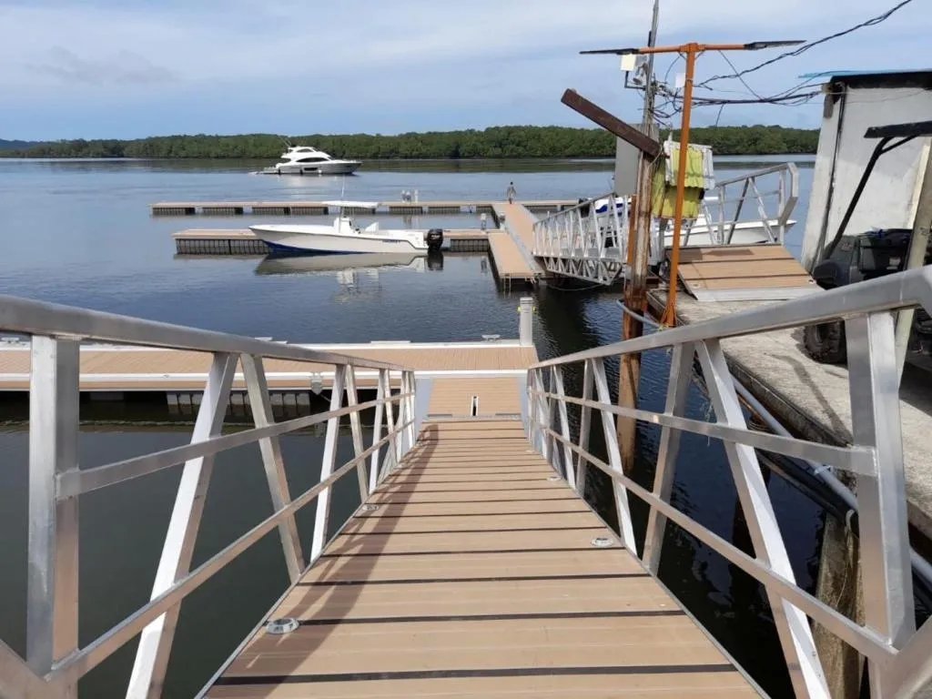 Vistas de 360° en colina con acceso a marina en Las Lajas de Tolé, Guabalá, Chiriquí