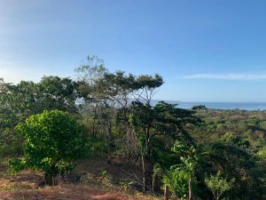 PROPERTY FOR SALE IN SANTA CATALINA, VER...