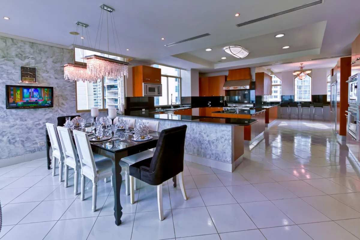 se vende penthouse en punta pacifica ciudad de panama