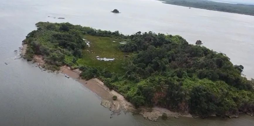 ISLAND FOR SALE. OF 18.65 HECTARES (46.08 ACRES). COROZAL ISLAND, LOCA...