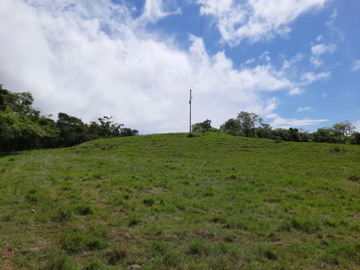INCREDIBLE PROPERTY OF 3 HECTARES (7.413 ACRES) FOR SALE, IN SANTA CATALINA, VERAGUAS.