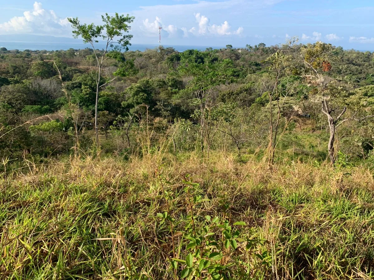 PROPIEDAD EN VENTA EN SANTA CATALINA CON VISTAS PANORAMICAS AL MAR