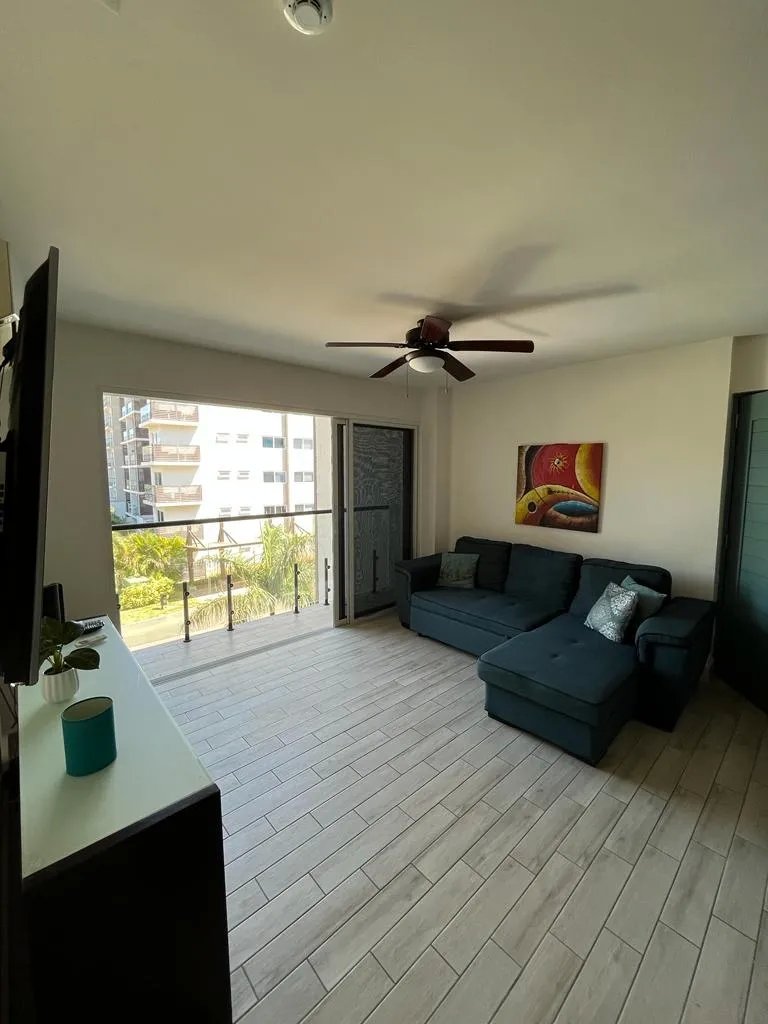 DEPARTAMENTO EN VENTA EN PLAYA CARACOL, CHAME BANKS