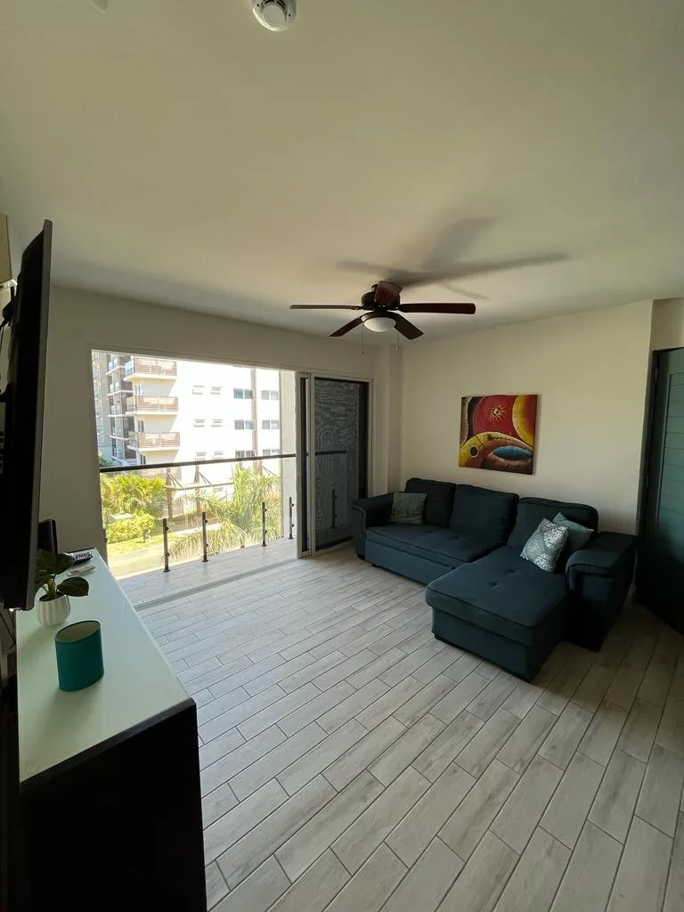 DEPARTAMENTO EN VENTA EN PLAYA CARACOL, CHAME BANKS