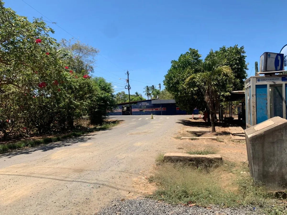 COMMERCIAL PREMISES FOR SALE ON MAIN STREET, HICACO-SANTA CATALINA, SANTA CATALINA, VERAGUAS