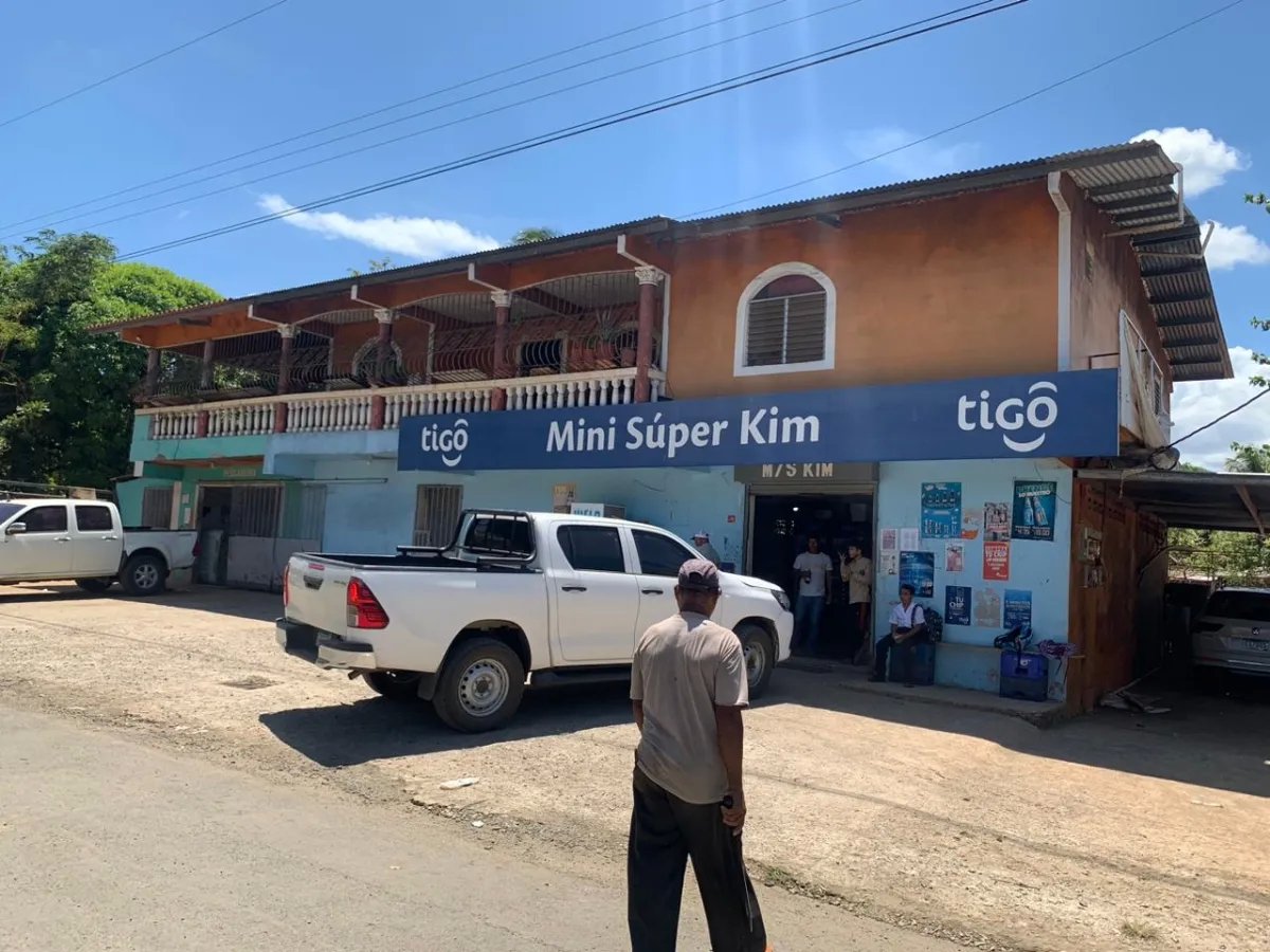 COMMERCIAL PREMISES FOR SALE ON MAIN STREET, HICACO-SANTA CATALINA, SANTA CATALINA, VERAGUAS