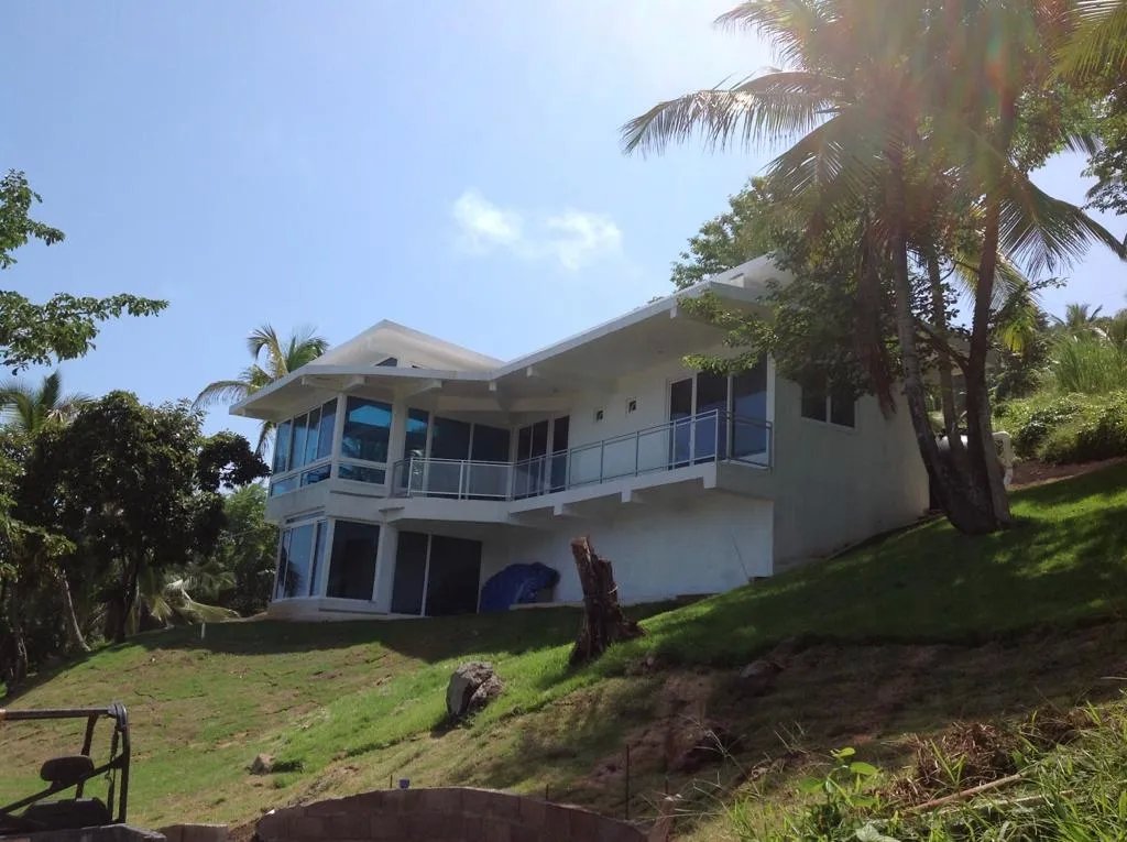 Duplex for Sale in Colon
