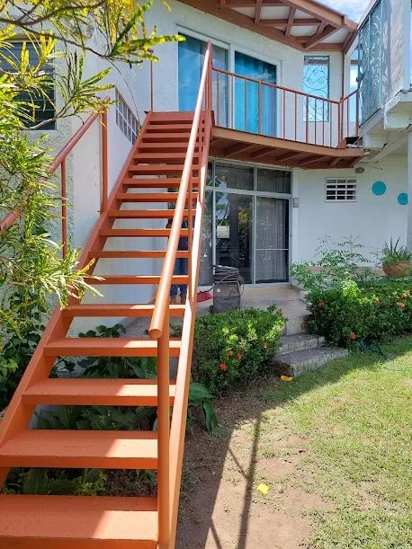 se vende casa de 7 recamaras 4 baños en playa nueva gorgona, Panama