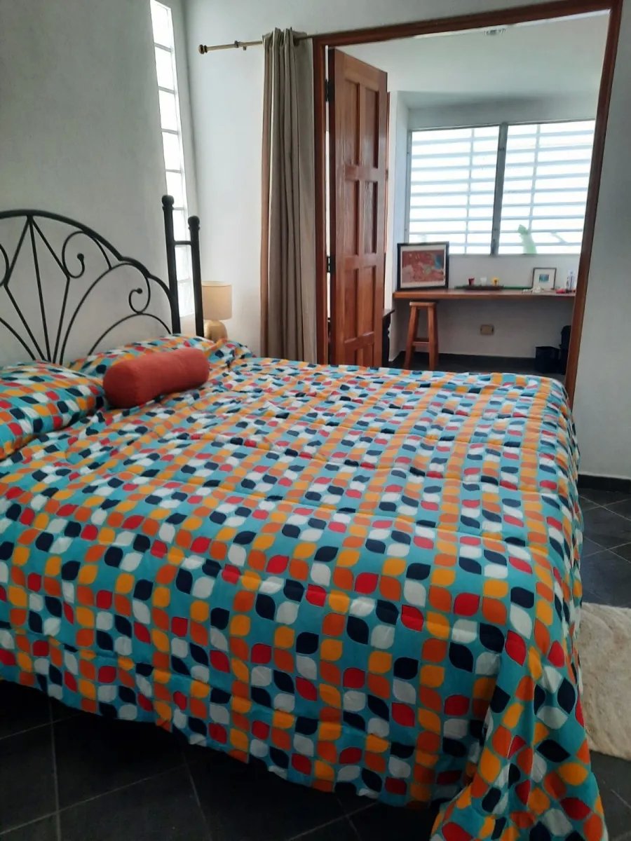 se vende casa de 7 recamaras 4 baños en playa nueva gorgona, Panama