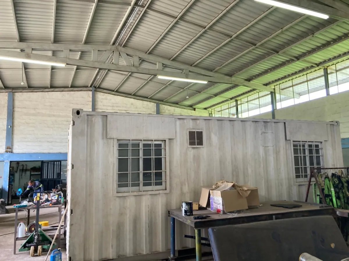 Huge workshop, offices and residential building on a large plot of land