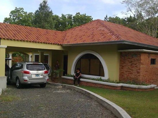 Casa amplia y confortable en alquiler en altos del maria