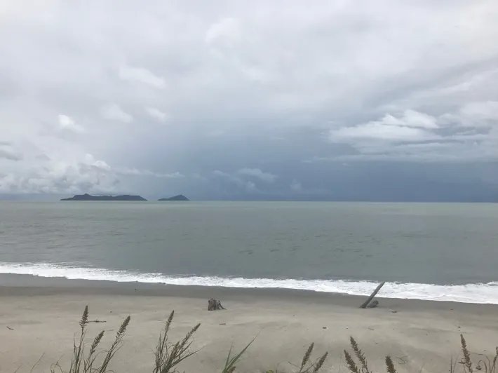 Lote frente al mar, titulada con 2000 m2 en venta en punta chame