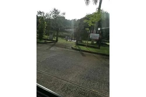 Se venden dos propiedades en cardenas