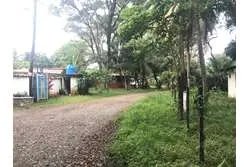 Terreno en playa reina de 1370 m2 titulada