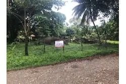 Terreno en playa reina de 1370 m2 titulada
