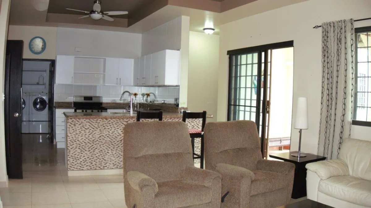 Se alquila casa  de 3 habitaciones en hacienda pacifica, san carlos