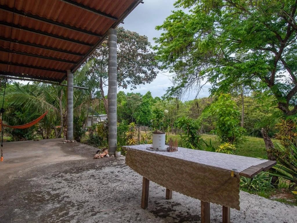 Casa asequible con potencial en gualaca - con opcion de financiamiento!