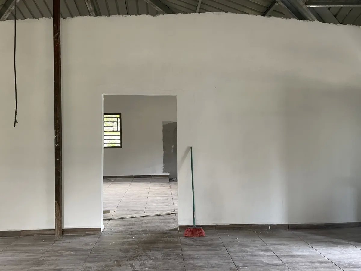 Casa casi terminada en un gran terreno en dolega