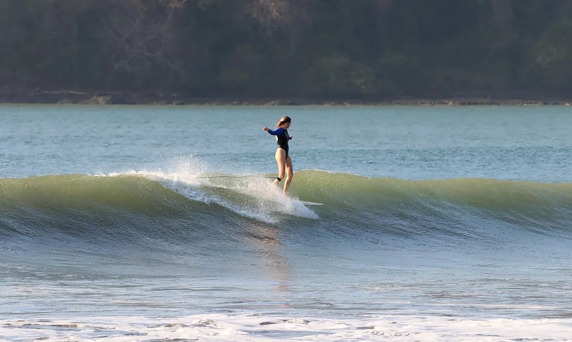 Gran venta de dos lotes en playa Guanico, a 18 km de Tonosi, separados o juntos: ambos son linderos.