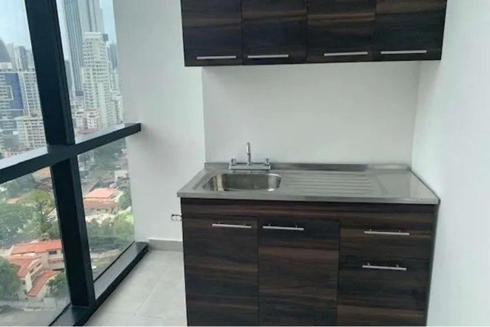 Alquiler de oficinas en tower bank calle 50