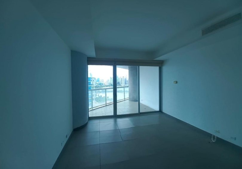 Venta de apartamento en avenida balboa