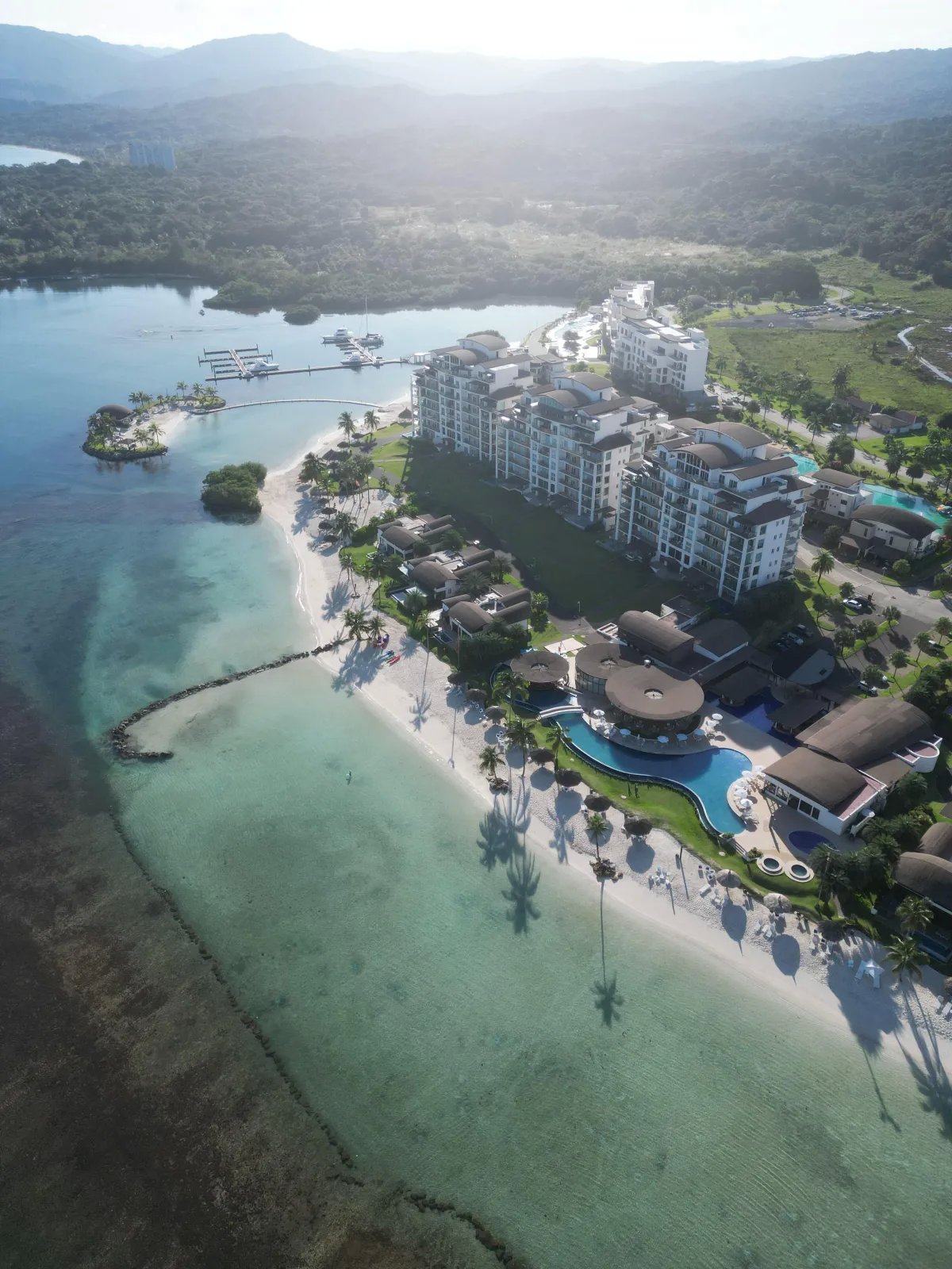 Venta de apartamentos en playa escondida, colón, panamá