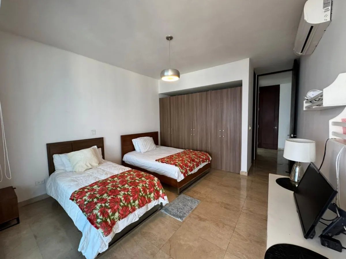 Venta o alquiler de apartamento amoblado en punta pacífica, panamá