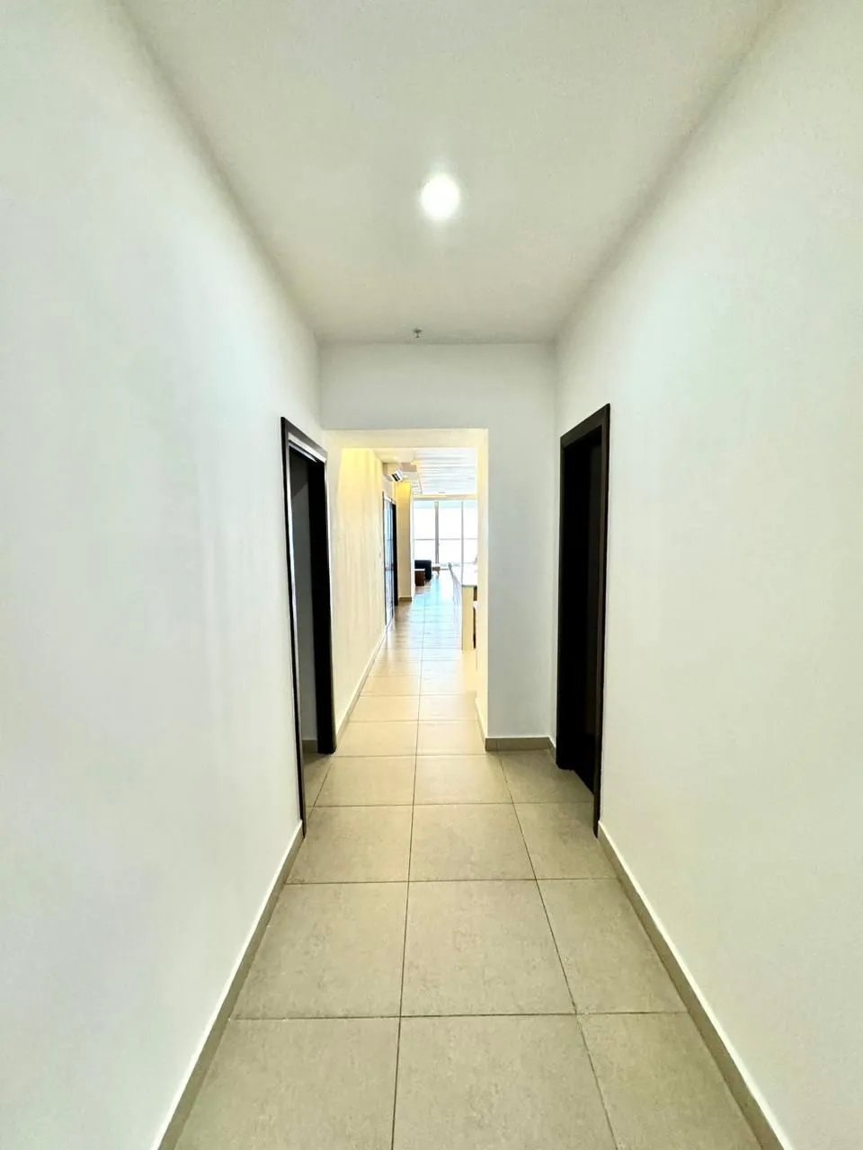 Venta de apatamento amoblado en ph rivage, ave. balboa