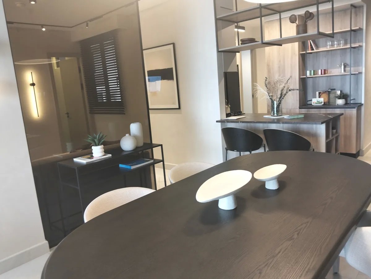 Nuevo y exclusivo apartamento cerca de costa del este/new & exclusive apartment close to costa del este