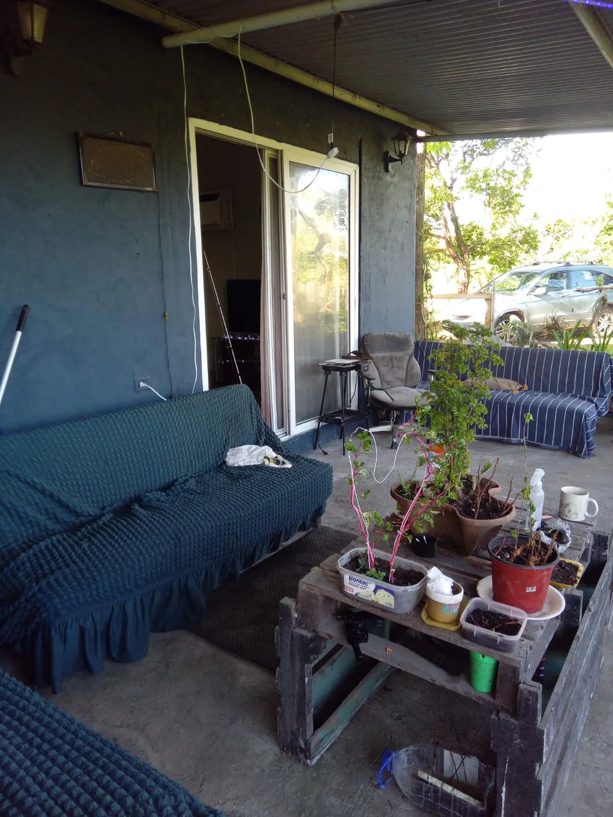 Tranquila y acogedora casa de campo a la venta - negociable/ cozy & qu...