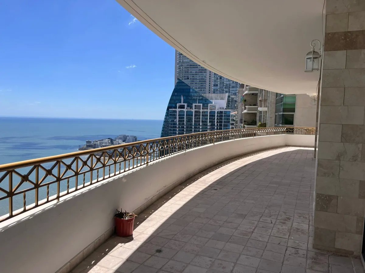 Se vende apartamento en punta pacifica