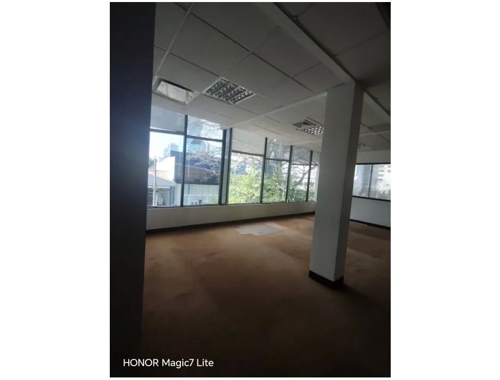 Alquiler de oficina 485m2 en edificio beta continental, obarrio