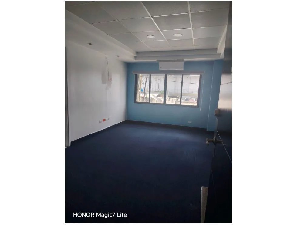 Alquiler de oficina 525 m2 en edificio beta continental, obarrio