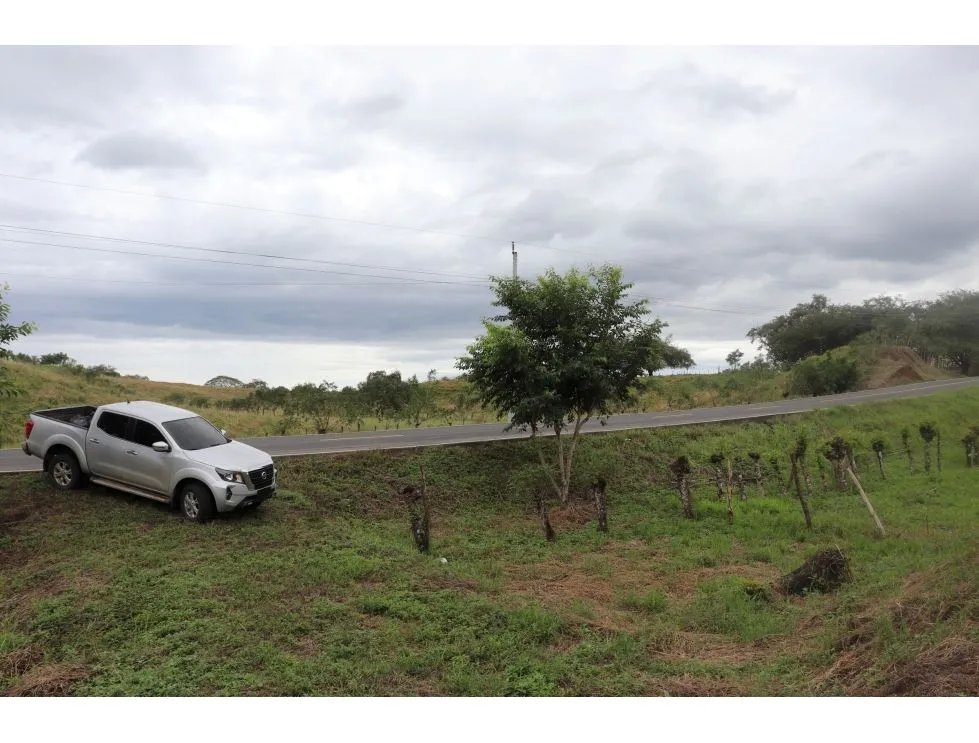 Venta de lote en cañas  cerca de playa venao
