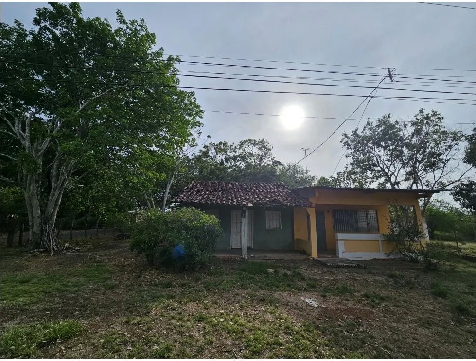 Se vende propiedad en centro de santa ana, los santos