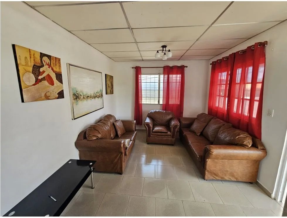 Alquiler de casa amoblada en villa dorada, chitré