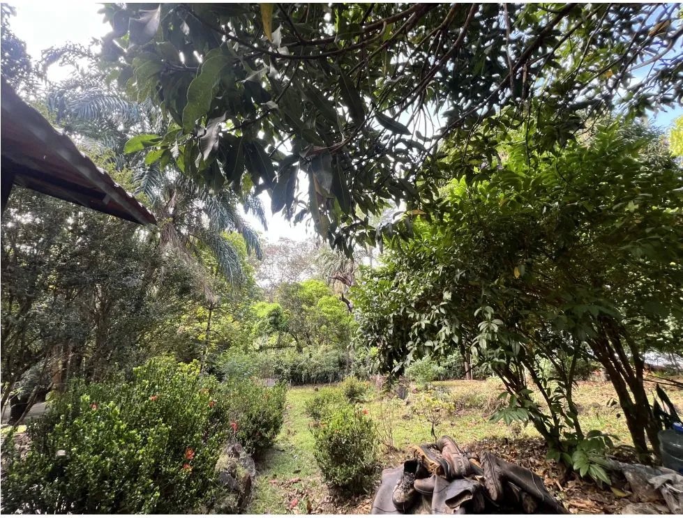 Venta de terreno con casa frente al río pacora, vía hacia san miguel