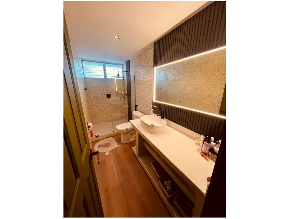 Venta de apartamento en edificio tiquiyoli, el cangrejo