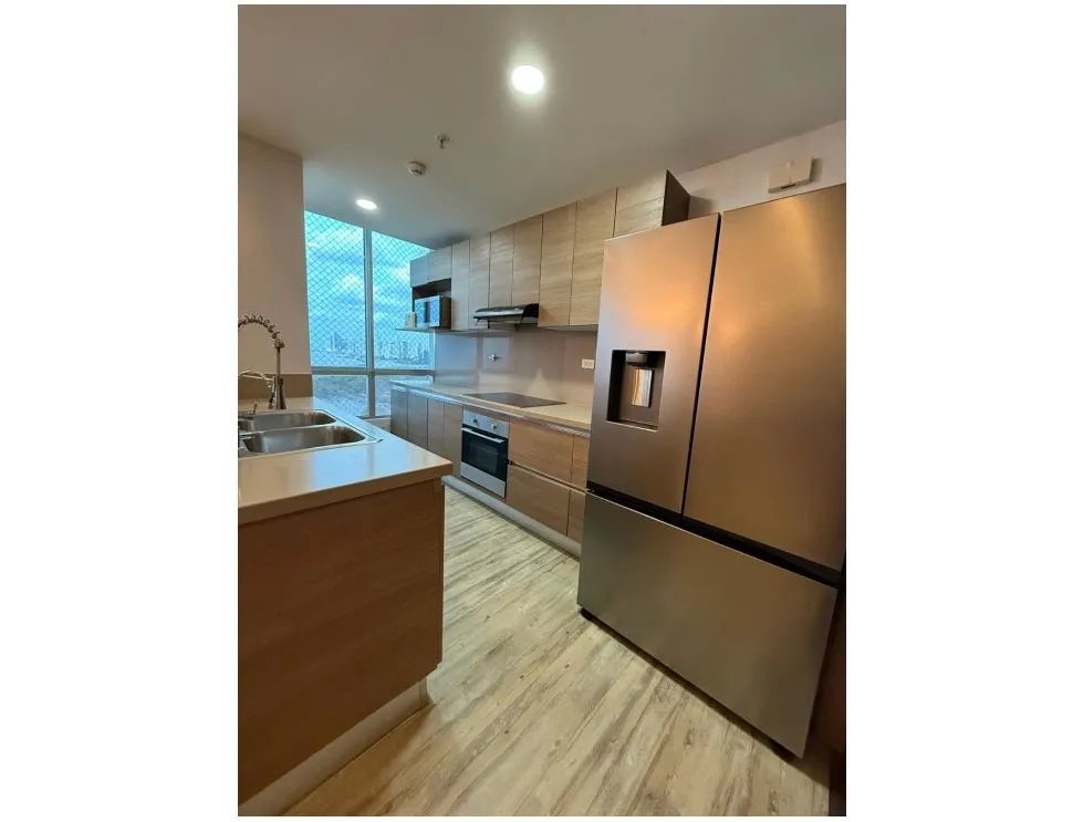 Alquiler de apartamento amoblado en ph maui, costa del este