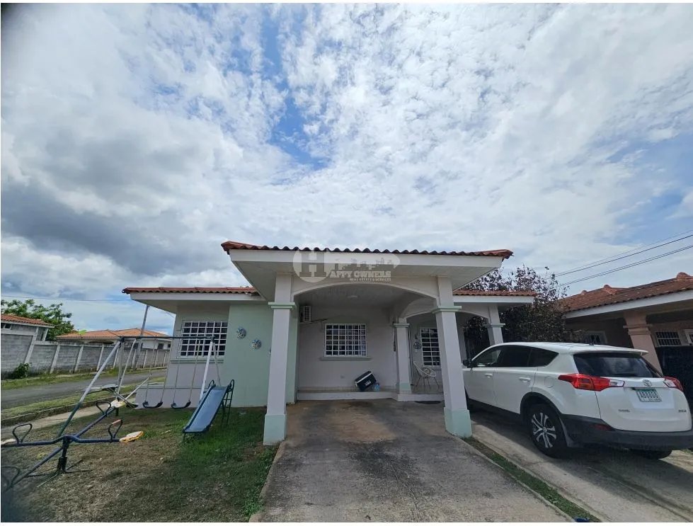 Se alquila/vende casa en los perales monagrillo - herrera