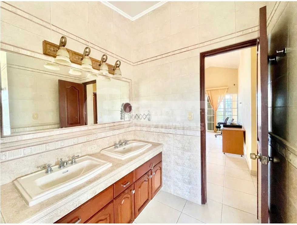 Venta de casa mansión en betania, panamá