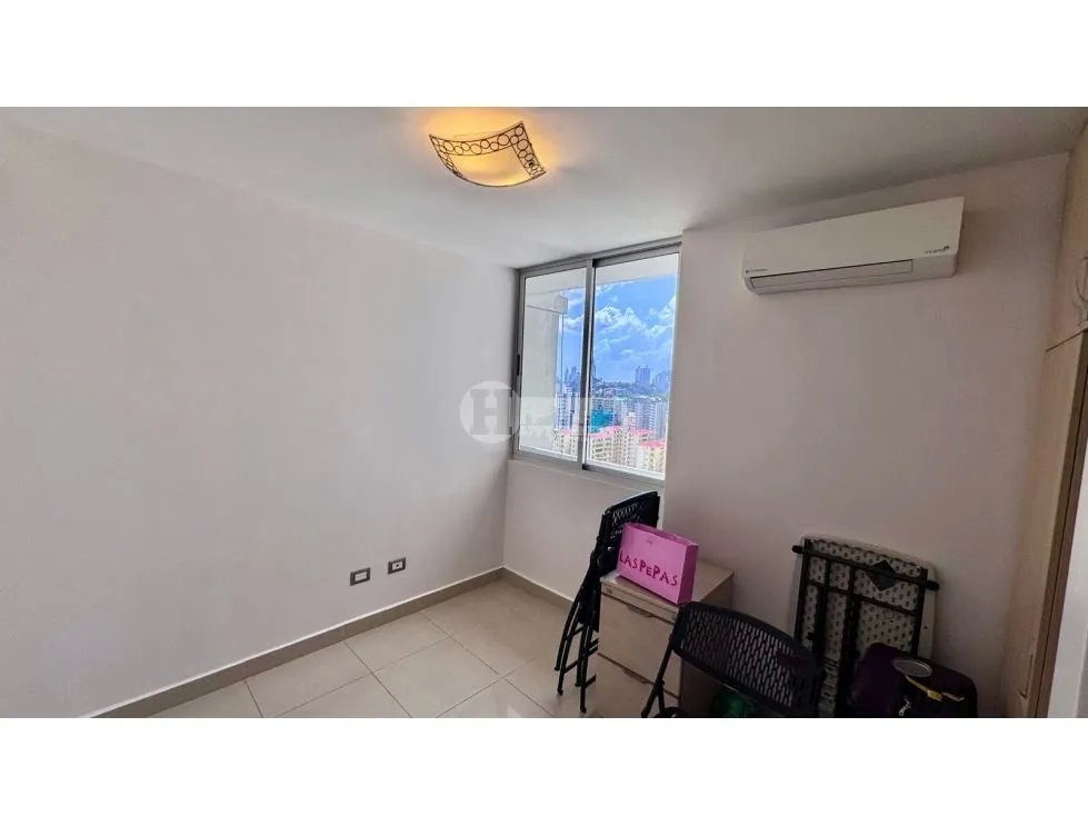 Venta de apartamento en ph rokas, condado del rey