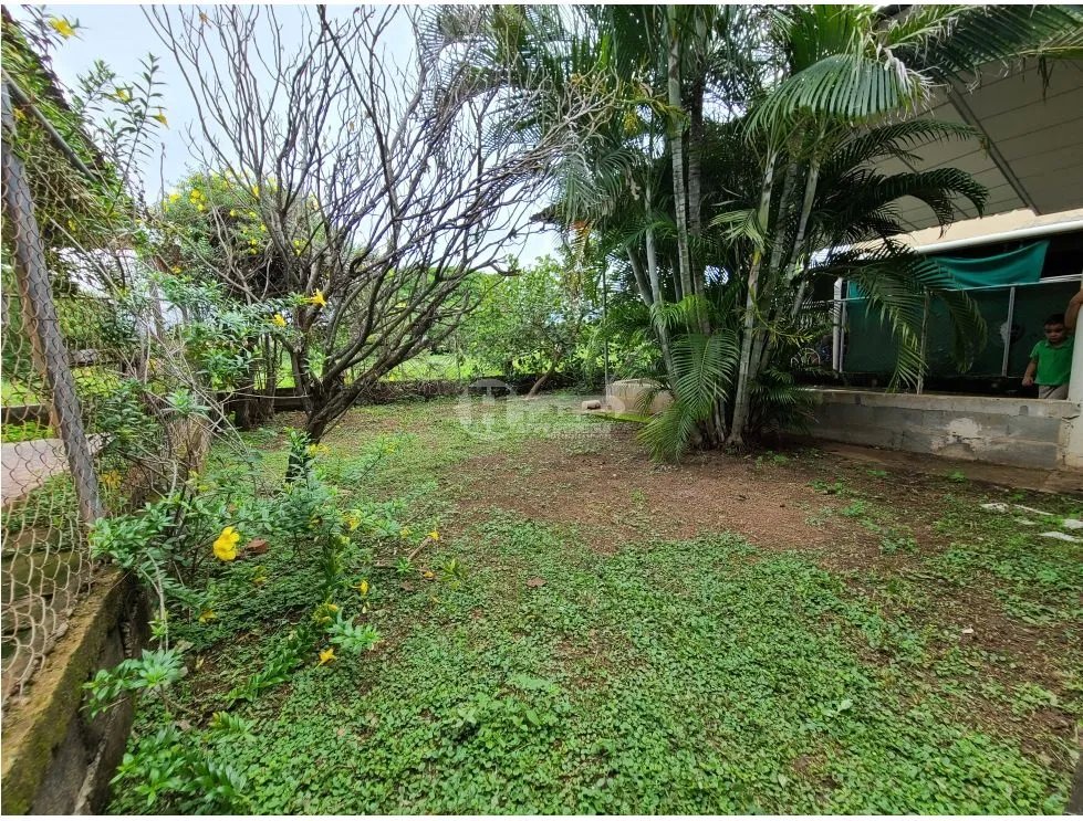 Casa a 3 minutos del hospital nelson collado, chitré herrera