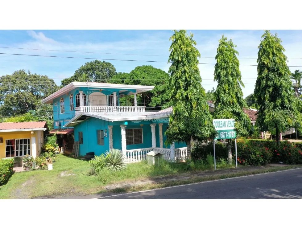 Venta de casa en las tablas, vía el carate.