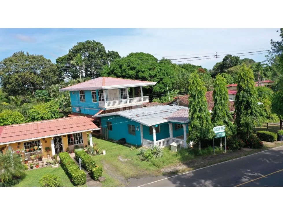 Venta de casa en las tablas, vía el carate.
